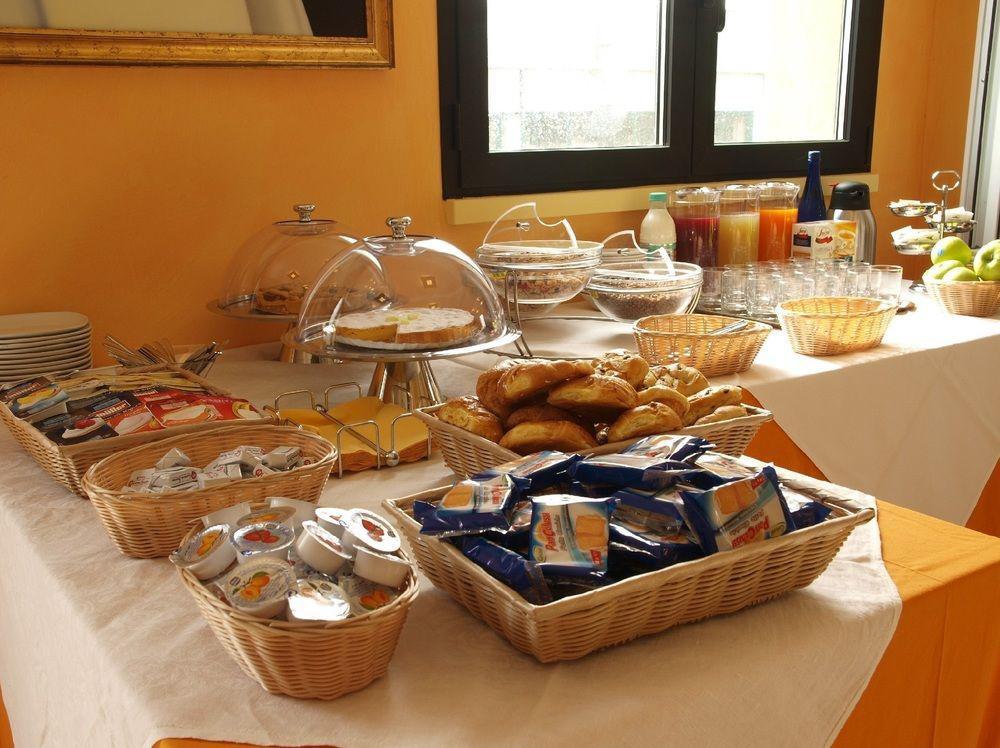Cavriago Hotel Corte Business מראה חיצוני תמונה